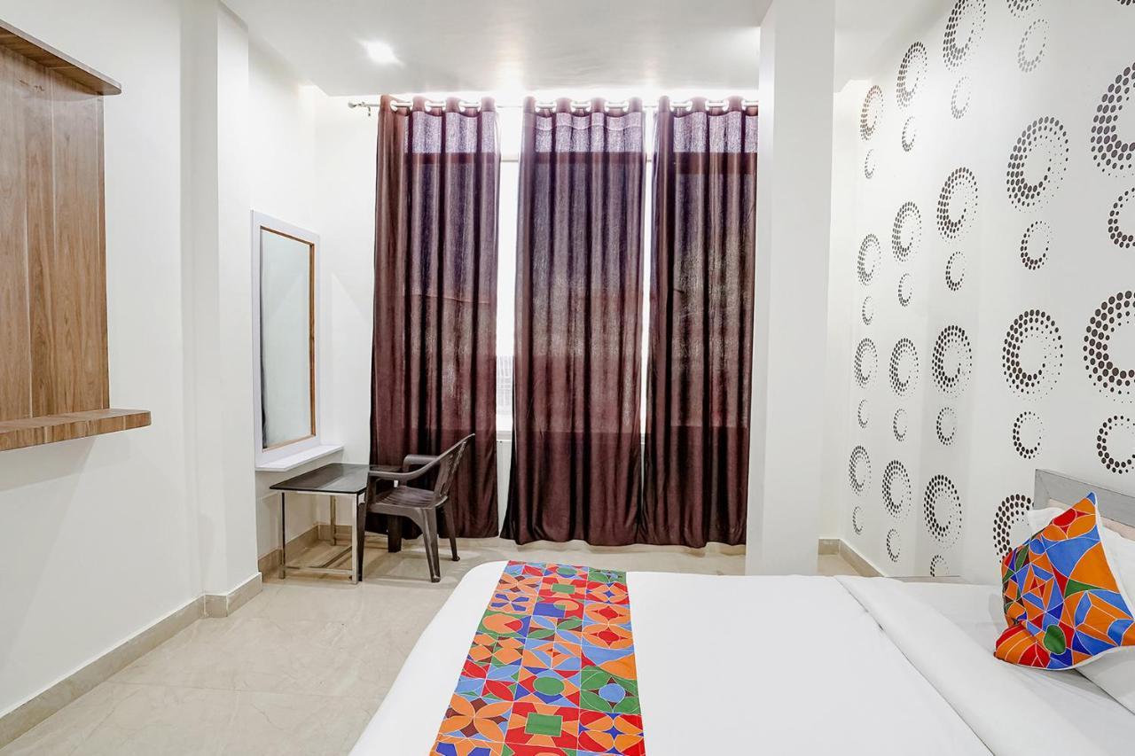Fabhotel Siddhi Benares Buitenkant foto