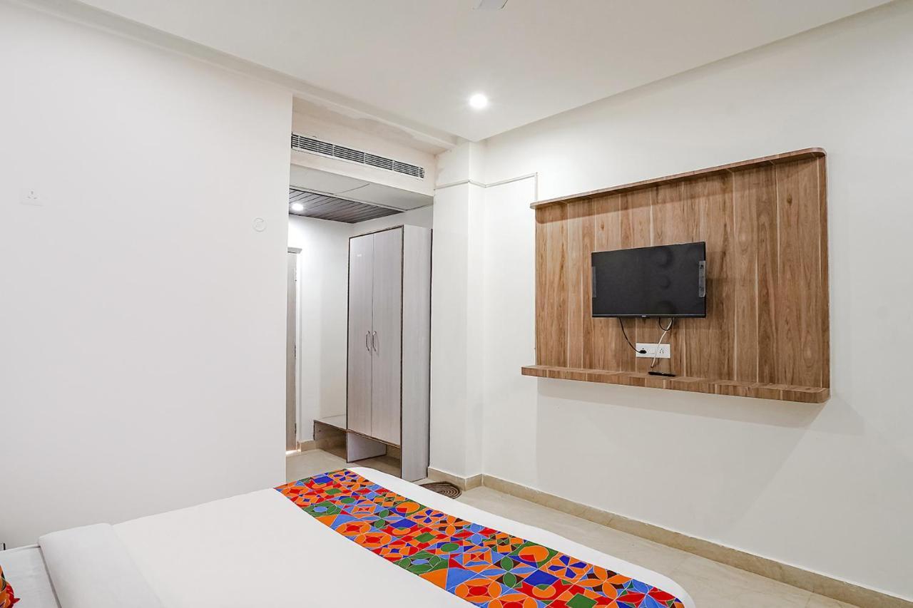 Fabhotel Siddhi Benares Buitenkant foto